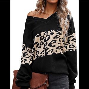 *NWT* Off the Shoulder Color Block Leopard Sweater